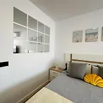 Floor Sea View With Seasonal Pool Walking Distance To The By Namaste Elite توريمولينوس