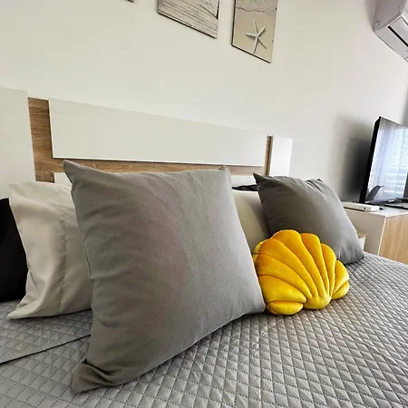 Floor Sea View With Seasonal Pool Walking Distance To The By Namaste Elite