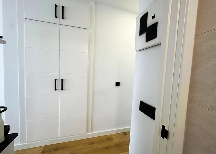 Floor Sea View With Seasonal Pool Walking Distance To The By Namaste Elite 아파트