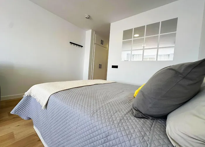 Floor Sea View With Seasonal Pool Walking Distance To The By Namaste Elite 아파트 토레몰리노스