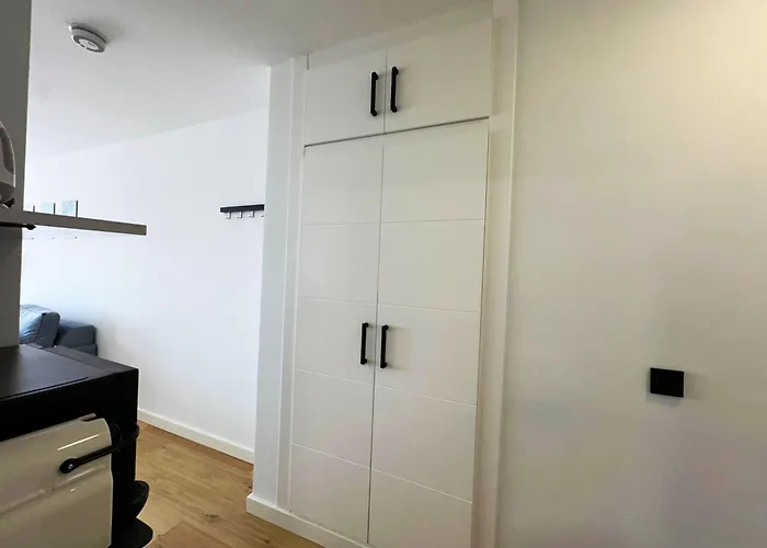 Floor Sea View With Seasonal Pool Walking Distance To The By Namaste Elite 아파트 토레몰리노스